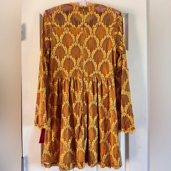 NWT Xhilaration Yellow Gold Lace Dress Women Size Medium - Picture 2 of 9